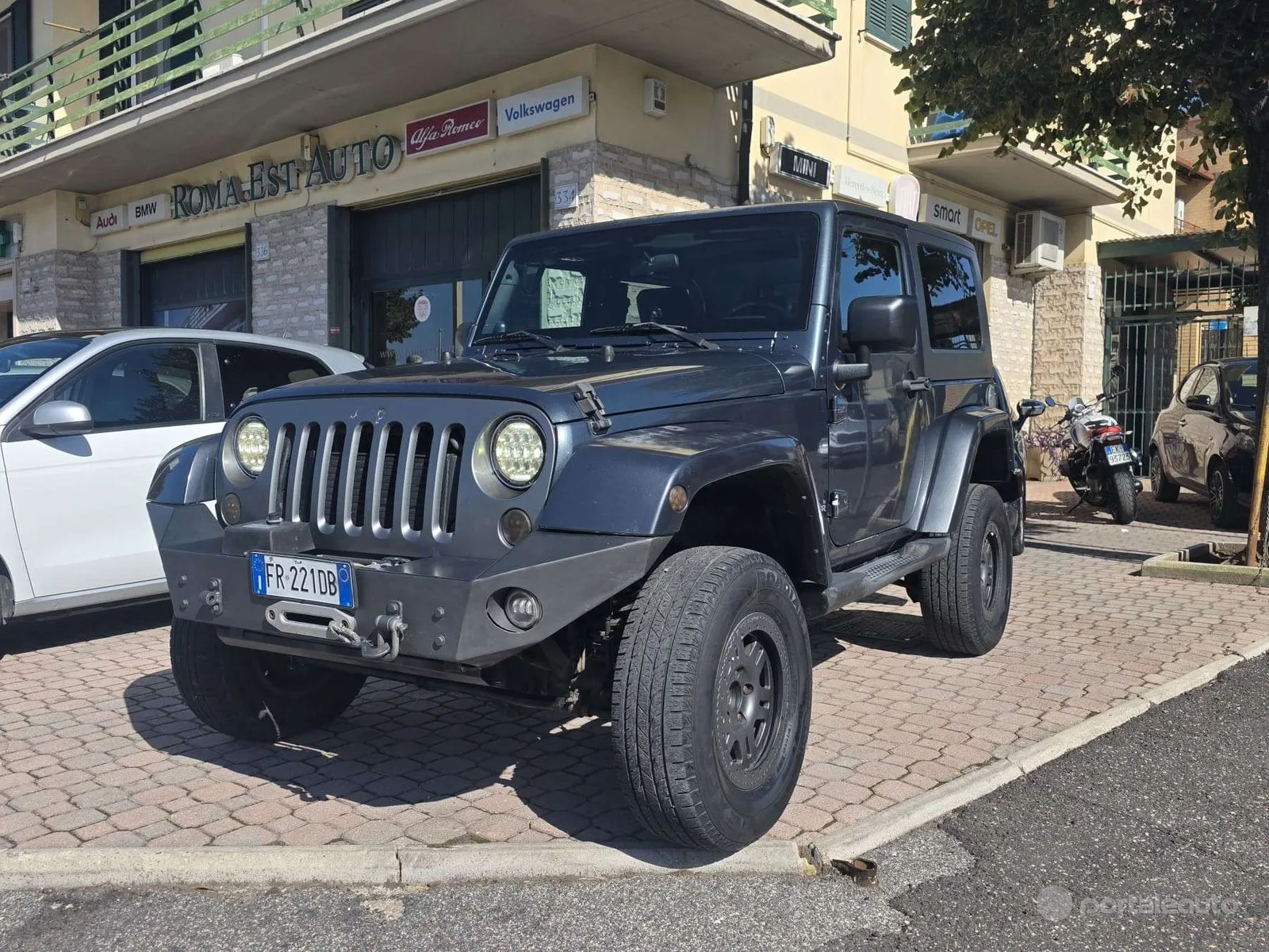 Jeep Wrangler Wrangler 2.8 177 CV, foto 1 di 8
